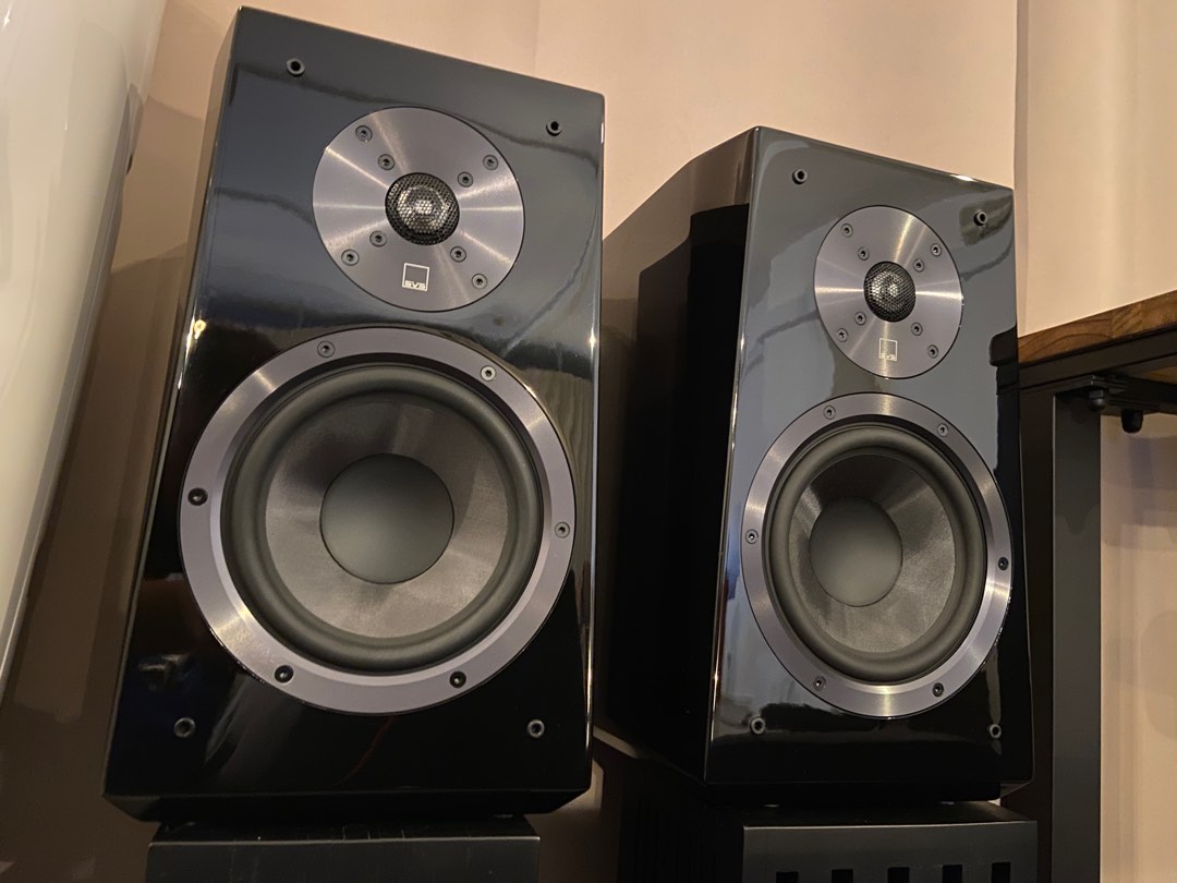 SVS Ultra Bookshelf Speaker (, Audio, Soundbars, Speakers & Amplifiers