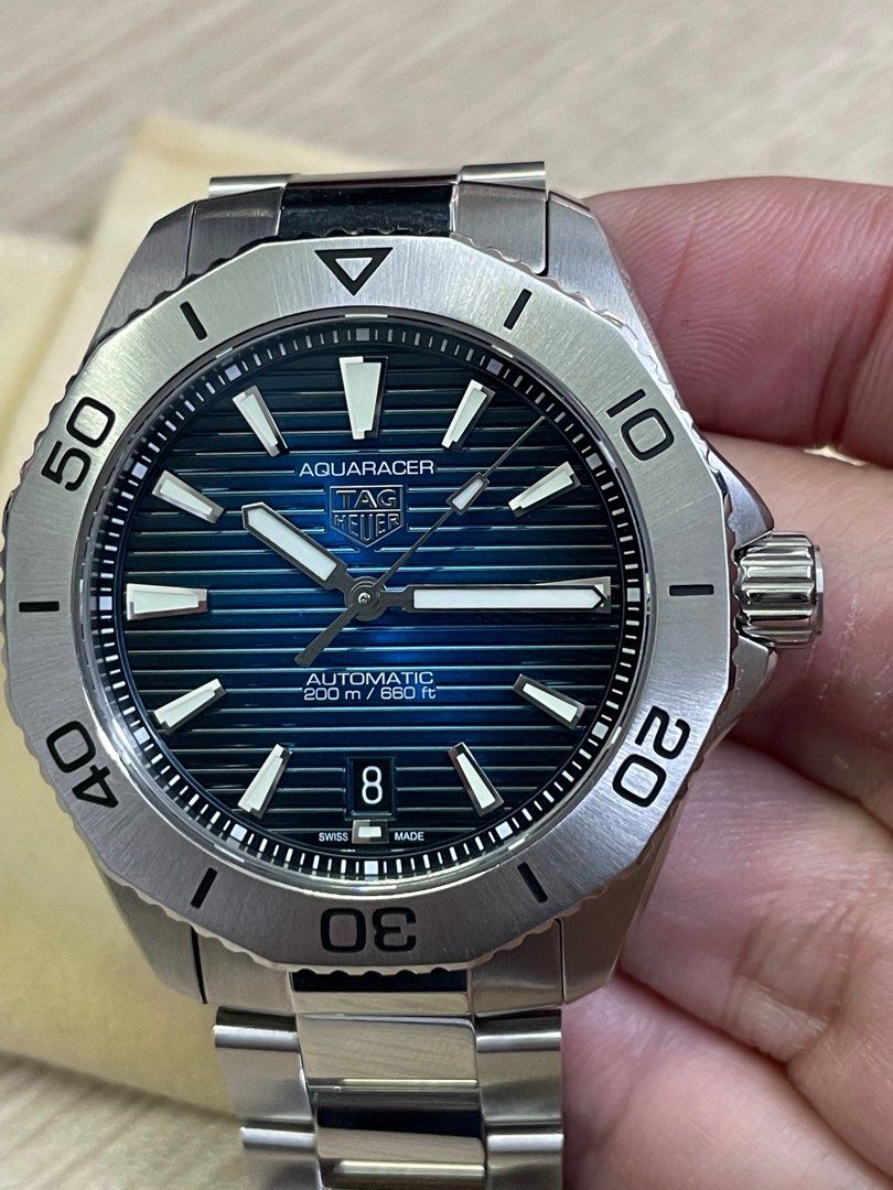 TAG Heuer Is Back! Meet The New 40mm Aquaracer