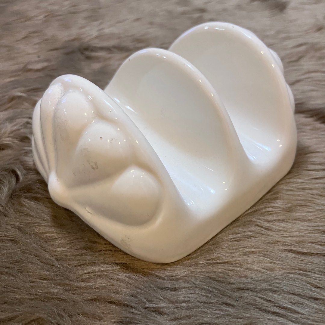 Tissue Holder, Furniture & Home Living, Kitchenware & Tableware, Towels, Napkins & Holders on