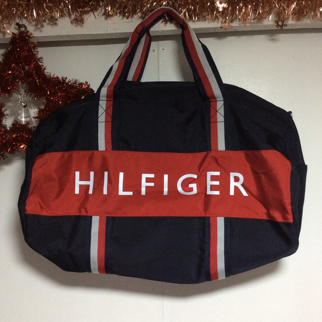Tommy Hilfiger Big Gym/Travel Bag , Luxury, Bags & Wallets on Carousell