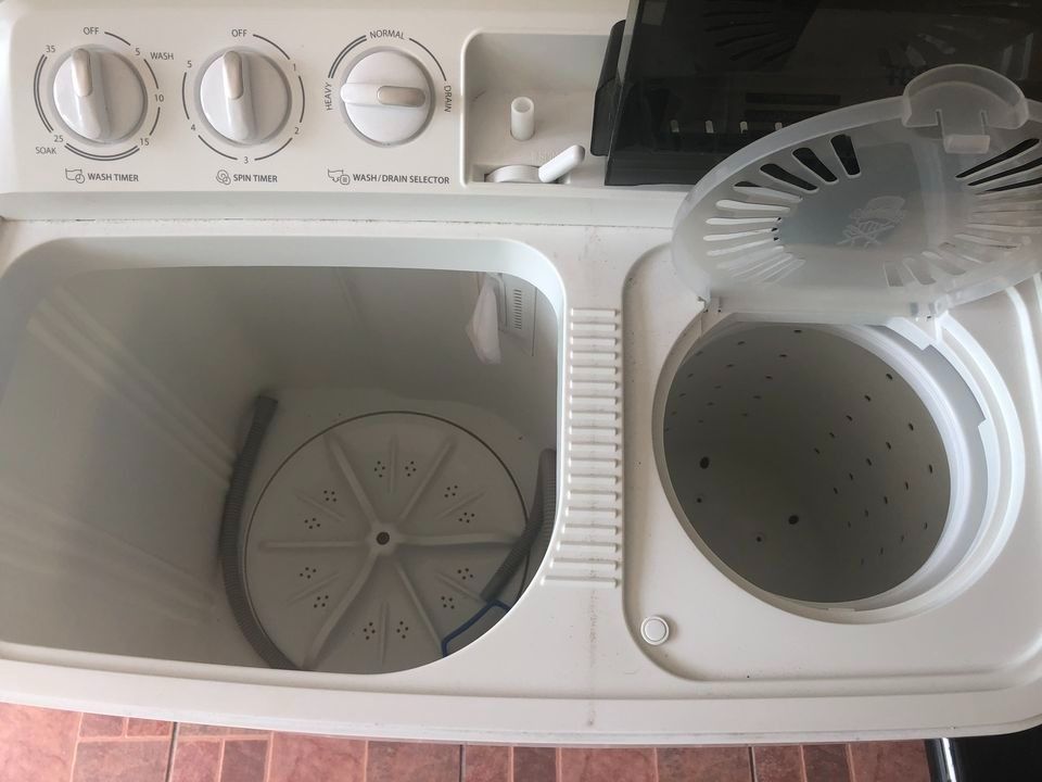 Toshiba Washing Machine and Spin Dry 7kg, TV & Home Appliances, Washing