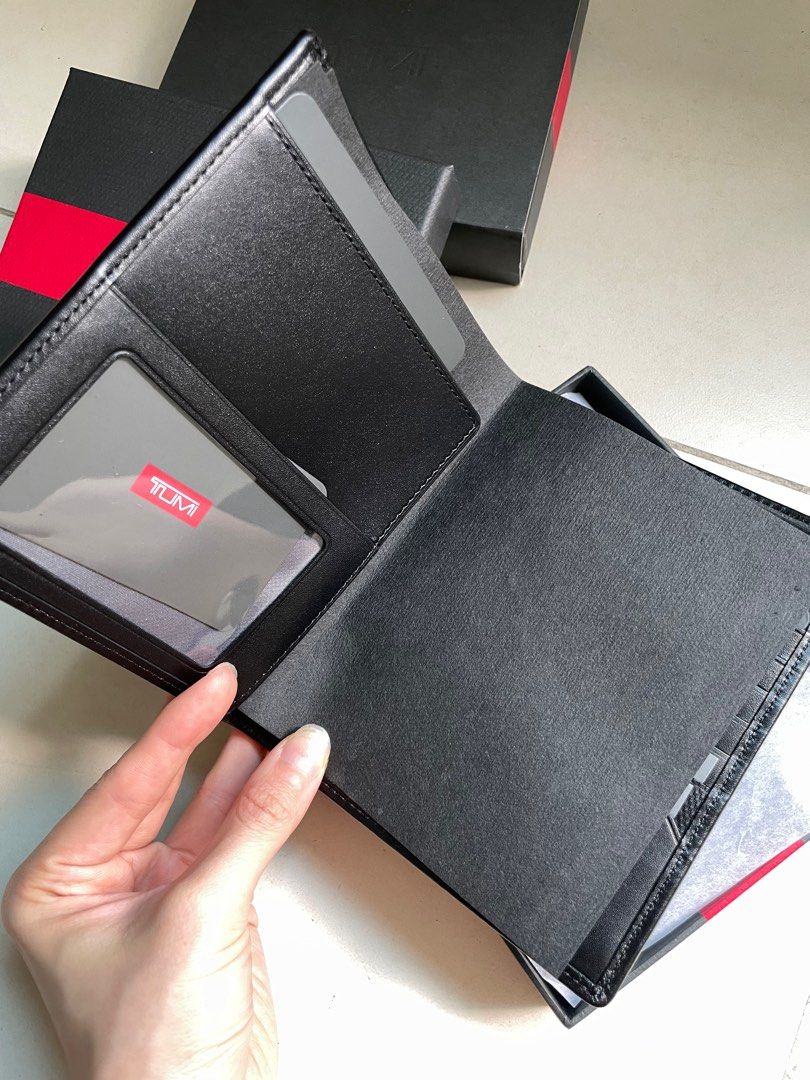 TUMI PASSPORT CASE ALPHA, Men's Fashion, Watches & Accessories, Wallets