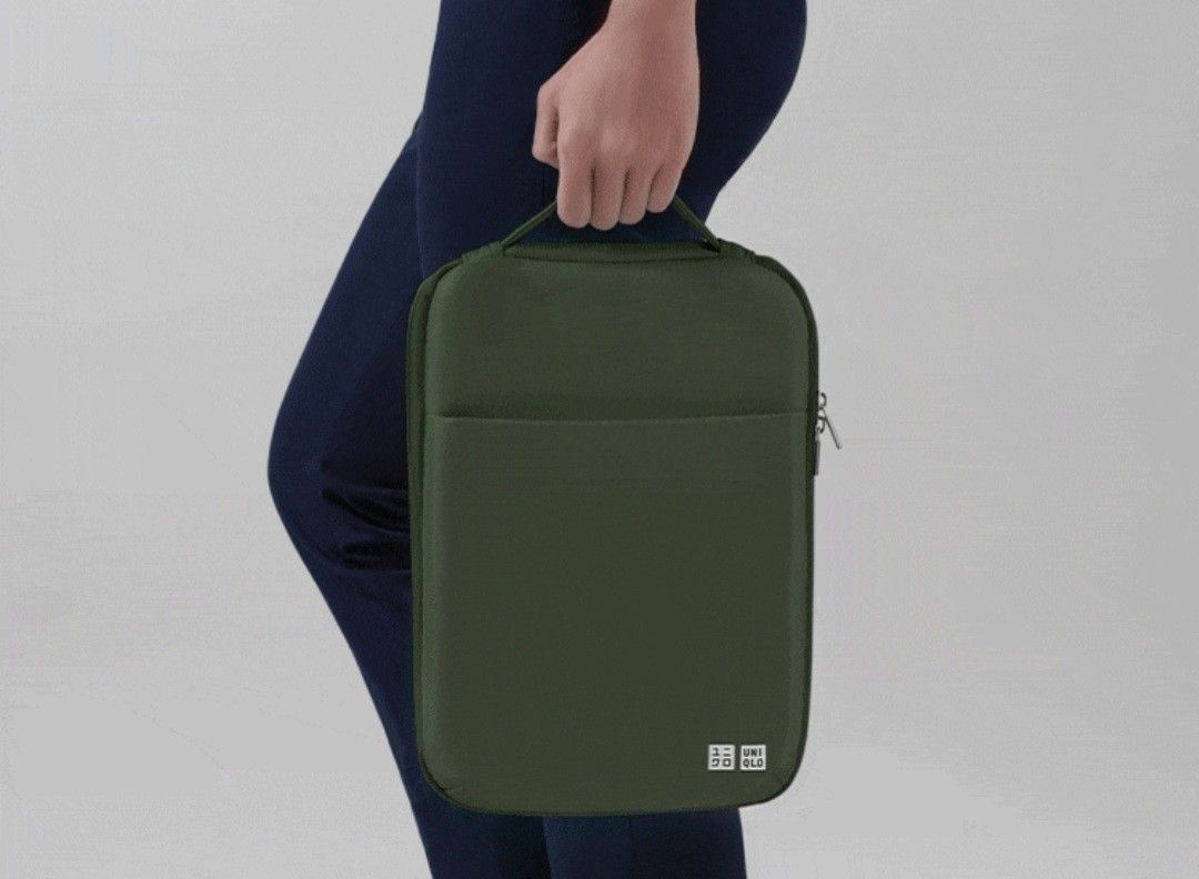 Uniqlo Laptop Bag, Computers & Tech, Parts & Accessories, Laptop Bags