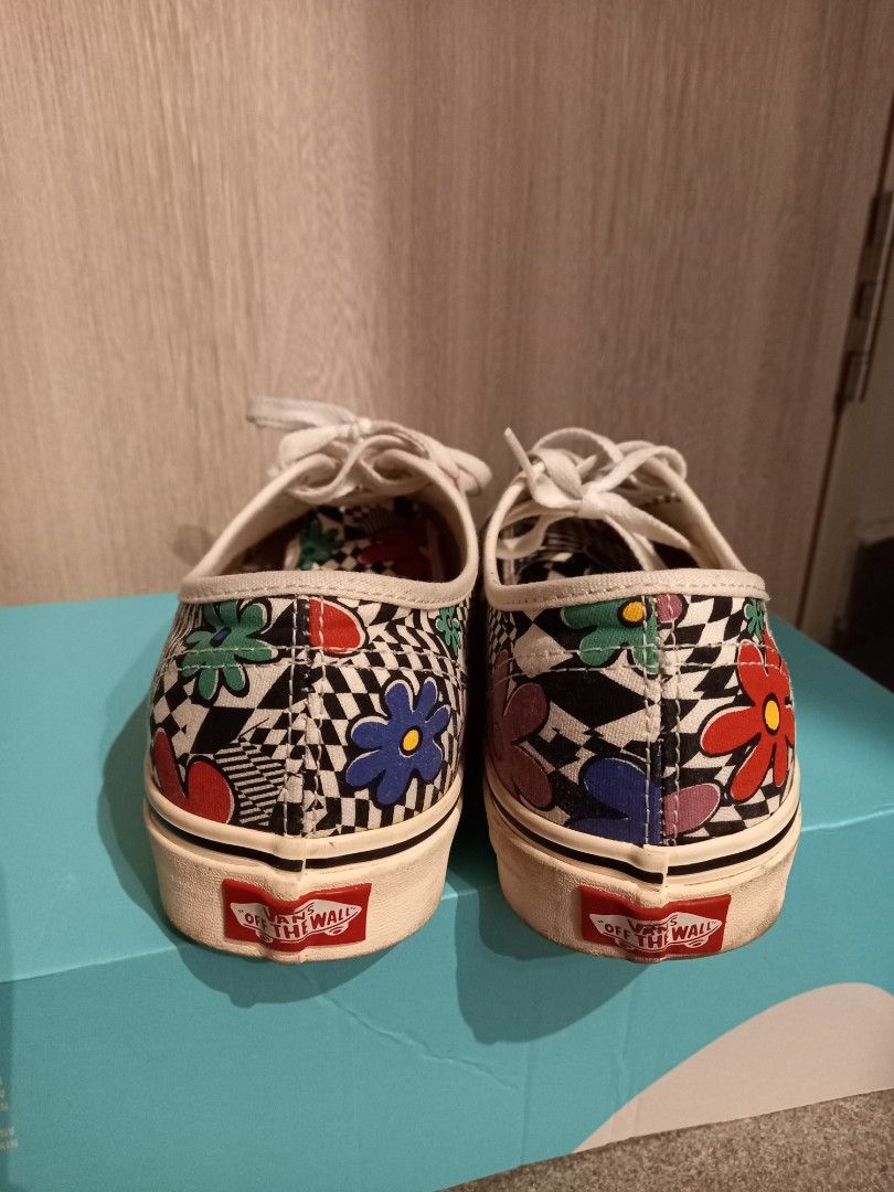 Checkered floral old skool on sale vans