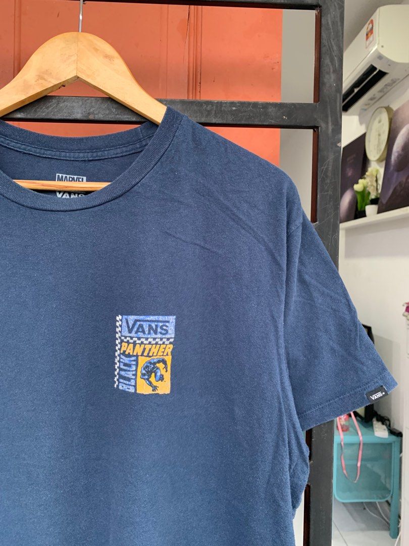 Vans black store panther t shirt