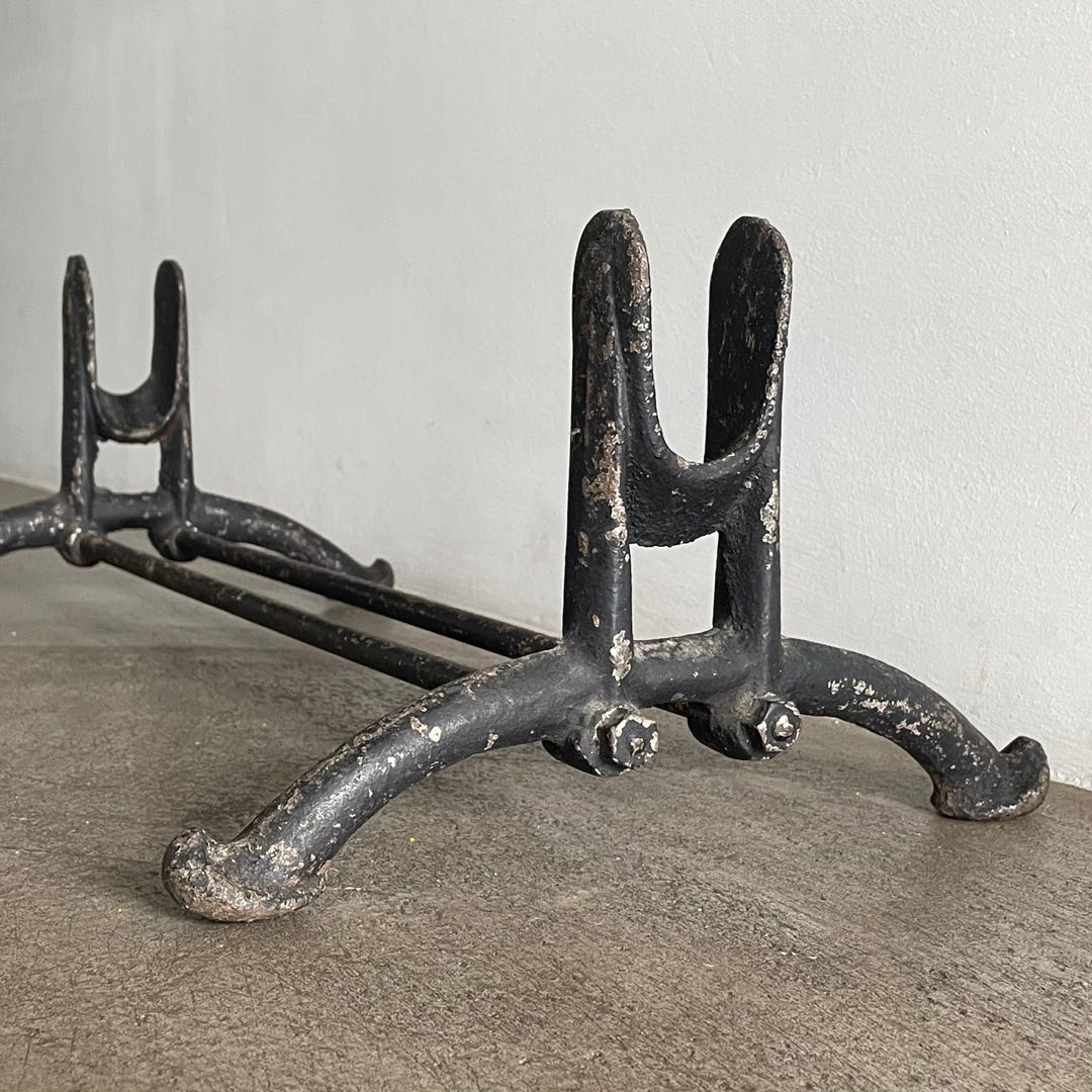 Vintage Bicycle Stand cast iron 50 x 28 cm, Hobbies & Toys, Memorabilia