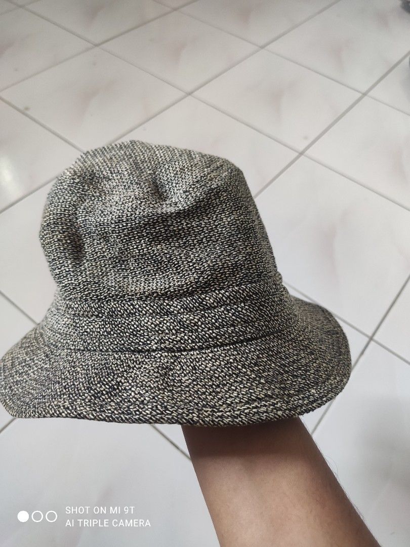 Vintage Guy laroche Paris, Men's Fashion, Watches & Accessories, Cap