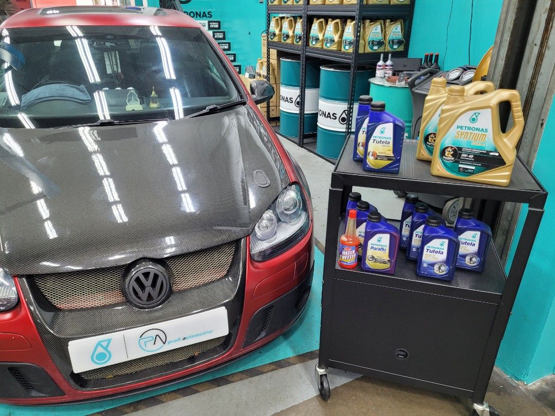 Volkwagen Golf GTI MK5 Servicing Package ATF DSG Oil Change Engine