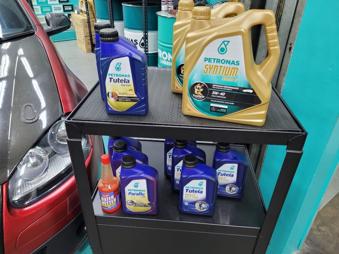 Volkwagen Golf GTI MK5 Servicing Package ATF DSG Oil Change Engine