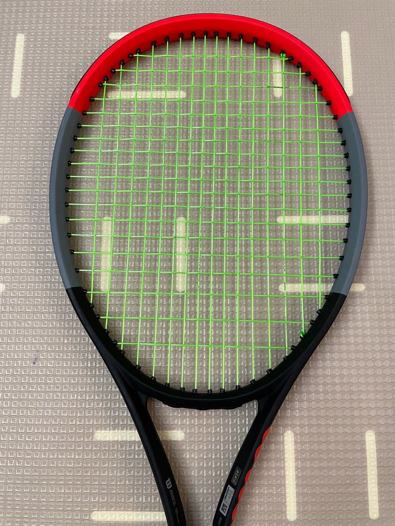 Wilson Clash 100 tour v1, Sports Equipment, Sports & Games, Racket