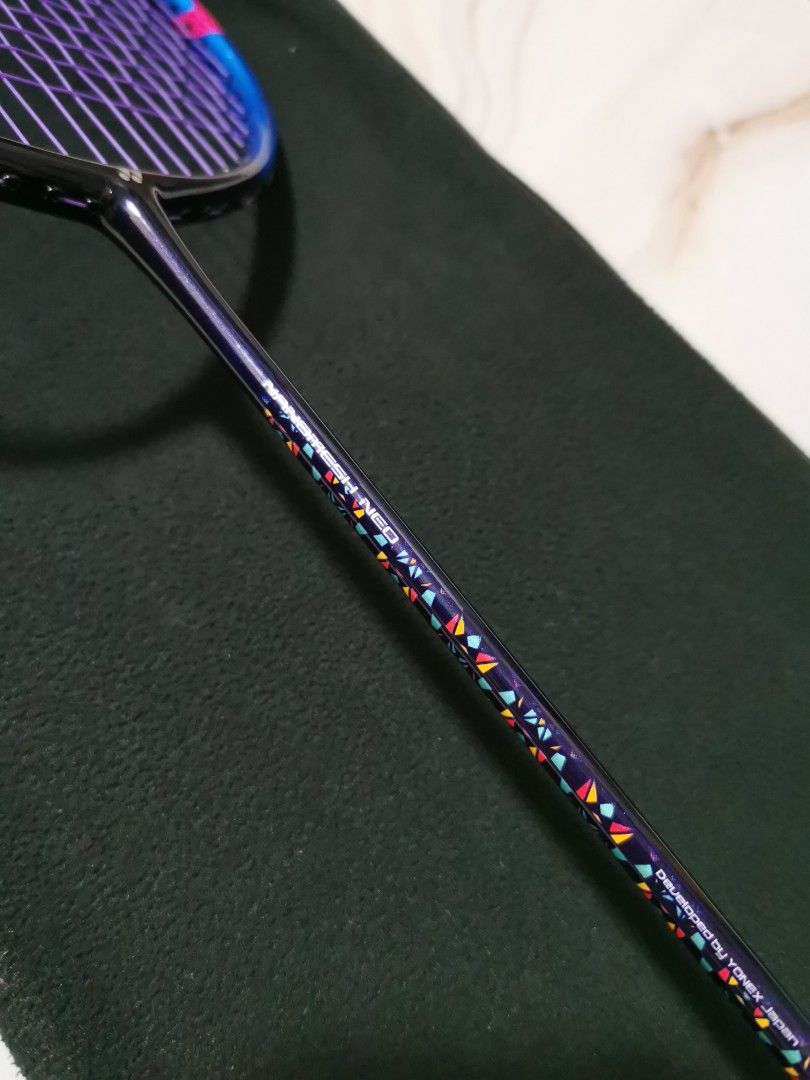 Yonex Astrox Smash Badminton Racket with Li Ning N65 String, Sports