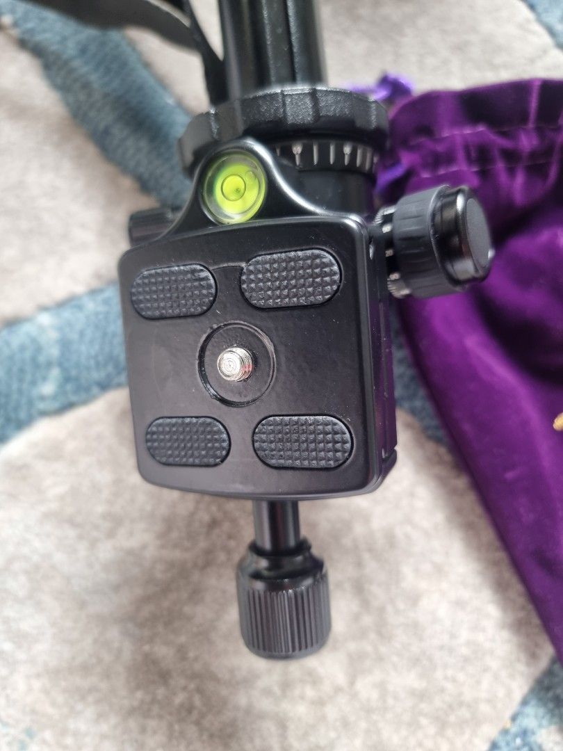 ZOMEI Q666 Professional Tripod, Photography, Photography Accessories