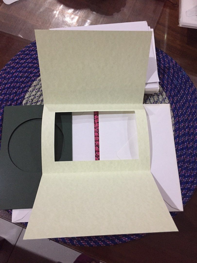 14 pcs Print your own invitation cards (Category: Occasions & Party Supplies) located in Cainta. Submitted by donski888 (Listing ID 1196665309, Image 2). Description: 🔻Assorted Print your own invitation cards 📍14 pcs card with envelope 📍 6" x 4" card size.