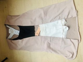（分類：）位於 。 由 annanne30 提交（商品編號 1196686004，圖片 1）。簡介： 。