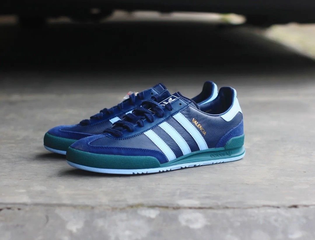 Sepatu best sale adidas valencia