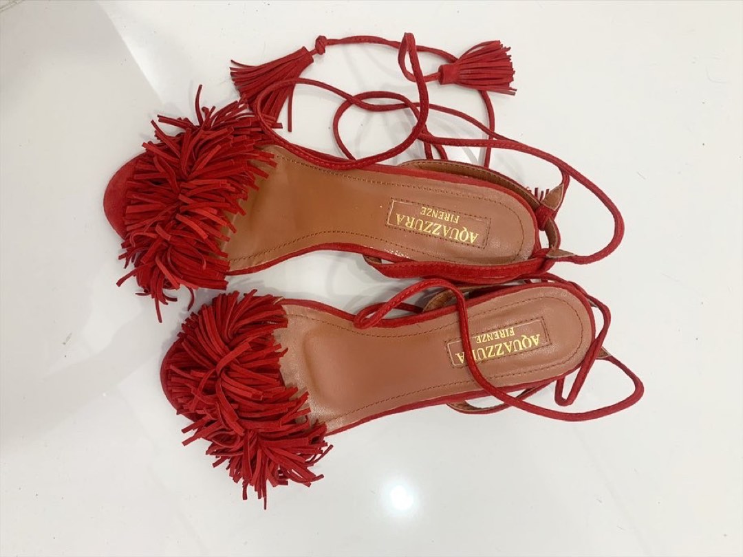 Red fringe block best sale heels