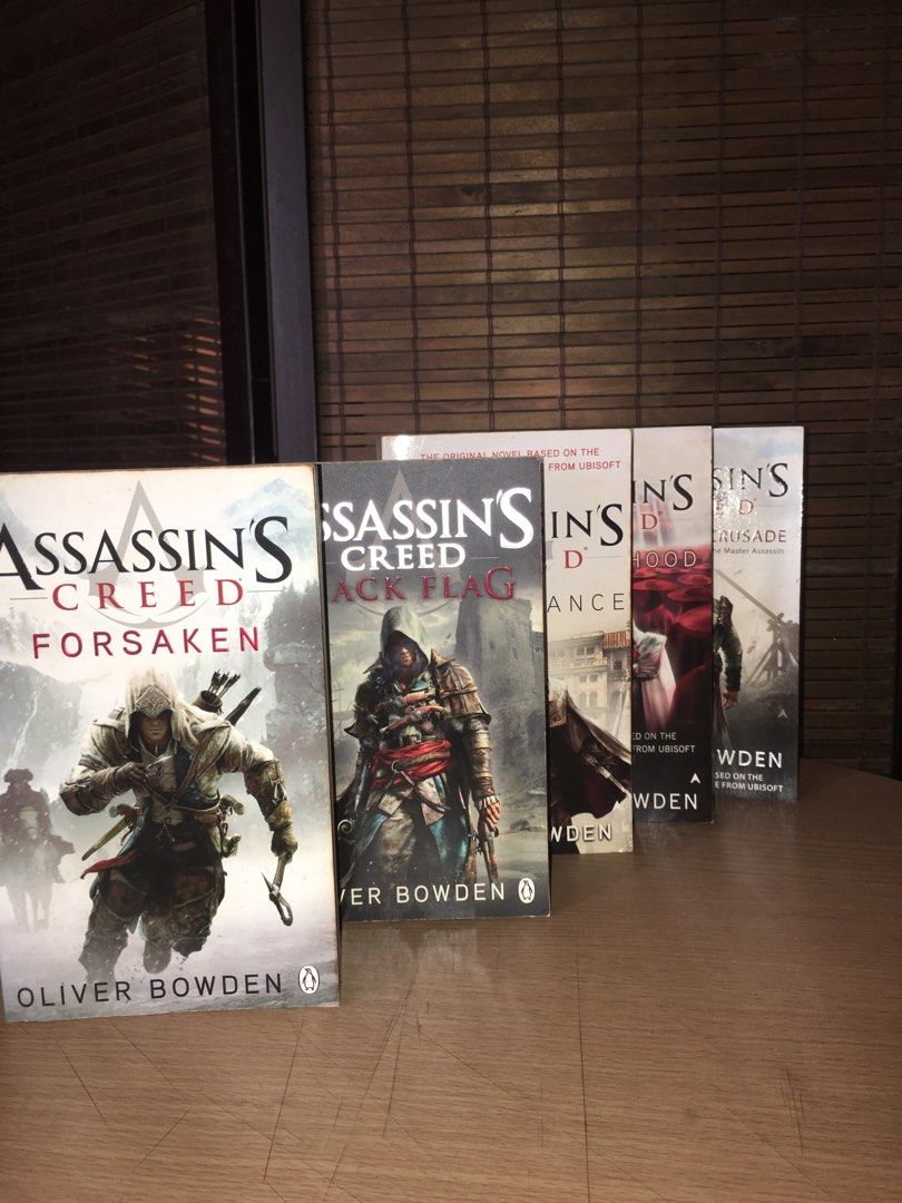 Assassins Creed Novels by Oliver Bowden + Assassins Creed Unity Artbook ...