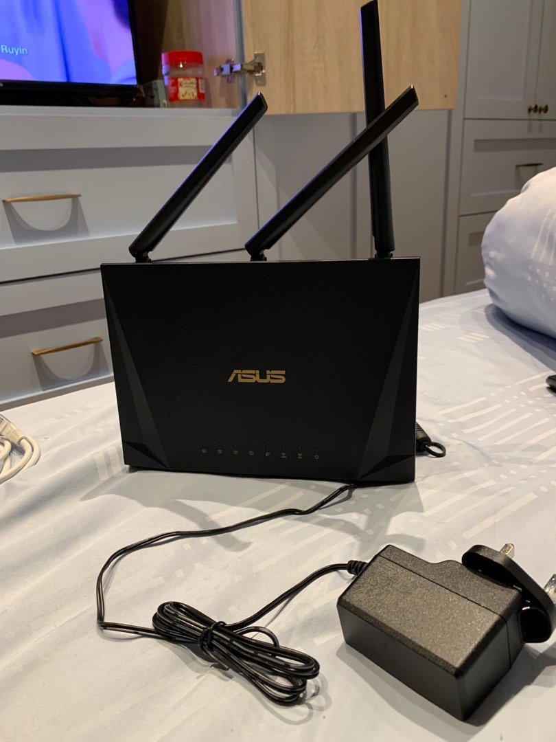 ASUS router, Computers & Tech, Office & Business Technology on Carousell