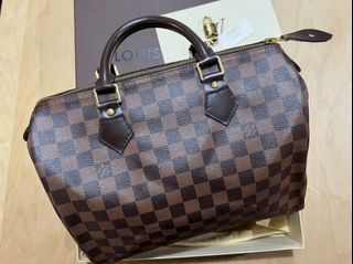 Looking for LV Bag with date code sp0953, Luxury, Bags & Wallets on  Carousell