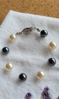 (Category: ) located in . Submitted by eliseweisze (Listing ID 1196824784, Image 1). Description: .