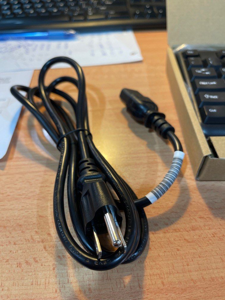 Cables, Computers & Tech, Parts & Accessories, Cables & Adaptors on