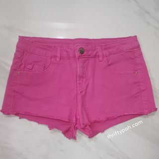 (Category: ) located in . Submitted by thriftypoh (Listing ID 1196851330, Image 1). Description: .