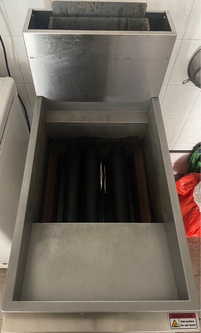 Commercial LPG Gas Deep Fryer, Furniture & Home Living, Kitchenware