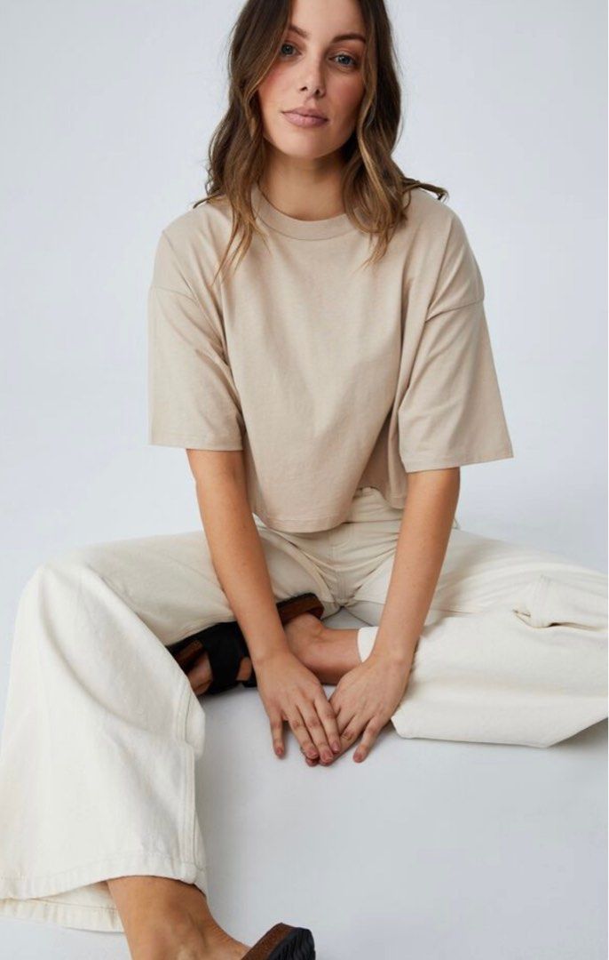 cotton on cropped boyfriend tee