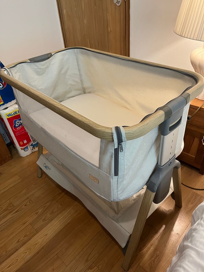 Cozee Tutti Bambini bedside crib, Babies & Kids, Baby Nursery & Kids