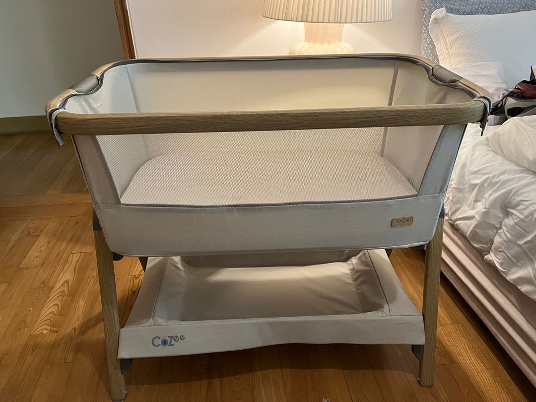 Cozee Tutti Bambini bedside crib, Babies & Kids, Baby Nursery & Kids
