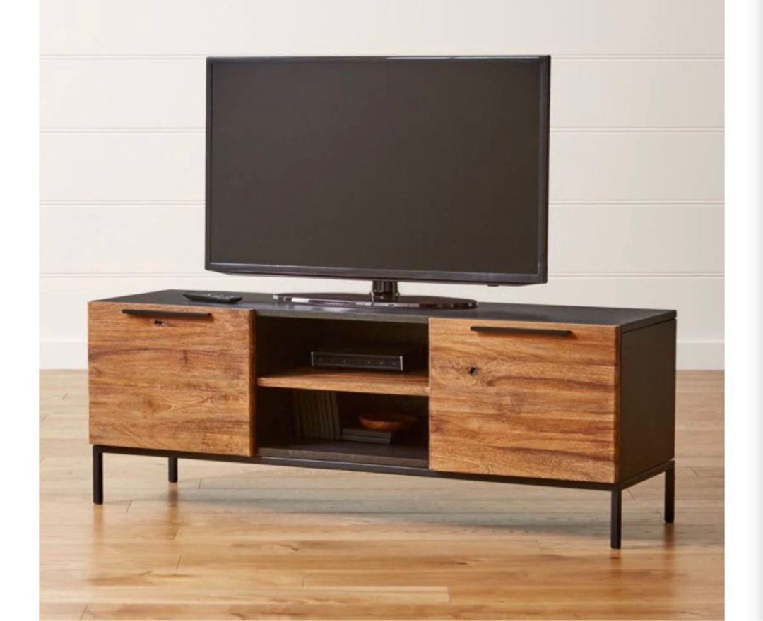 crate_and_barrel_373686_rigby__1668437124_619d43b9.jpg