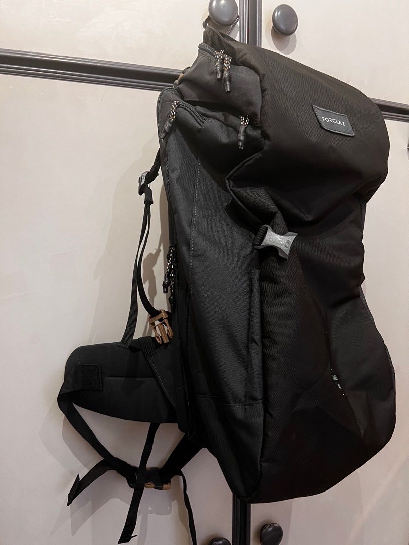 Decathlon Forclaz 40L Travel 100 backpack, Women's Fashion, Bags ...