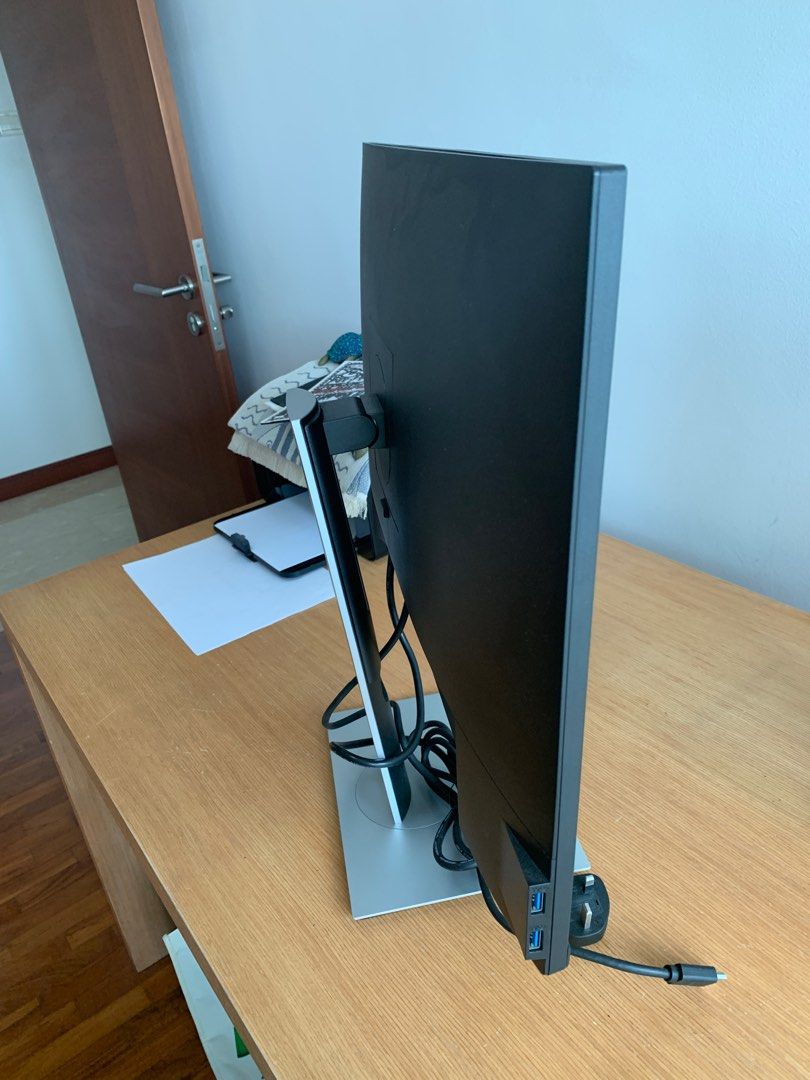 Dell Monitor 27 inch Model , Computers & Tech, Parts & Accessories ...