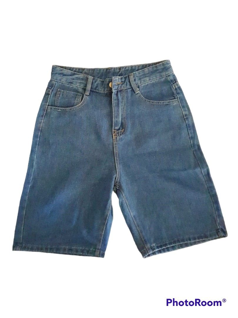 Denim Shorts for Women (Category: Shorts) located in Las Pinas. Submitted by indigo37 (Listing ID 1196712727, Image 1). Description: Price: PHP 250 + sf Size: 26-27.