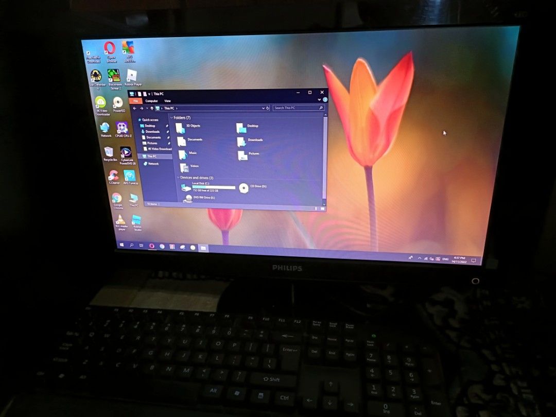 Acomputer Set Desktop computer set, Computers & Tech, Desktops on Carousell