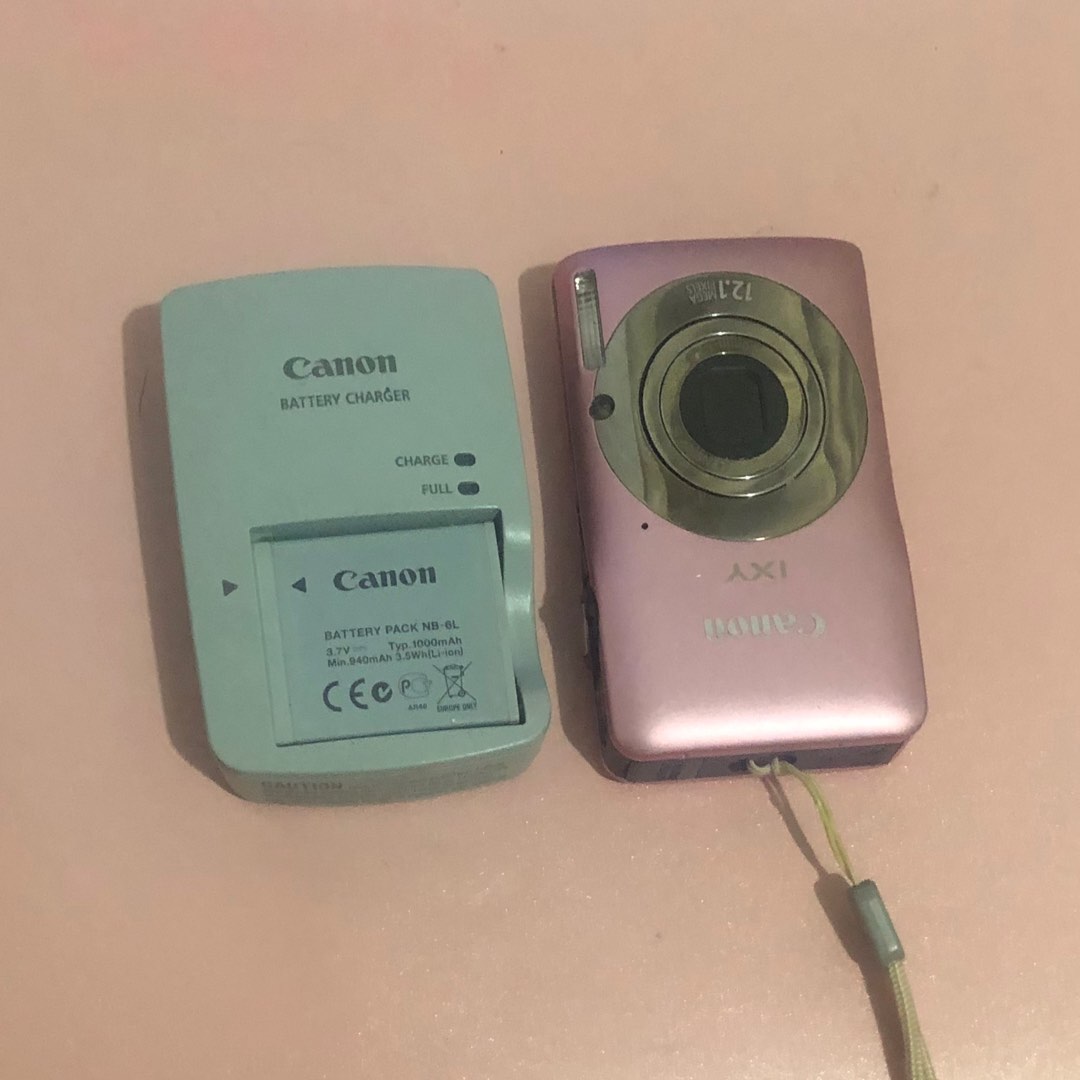 Digital camera - Canon Ixy 200F, Photography, Cameras on Carousell