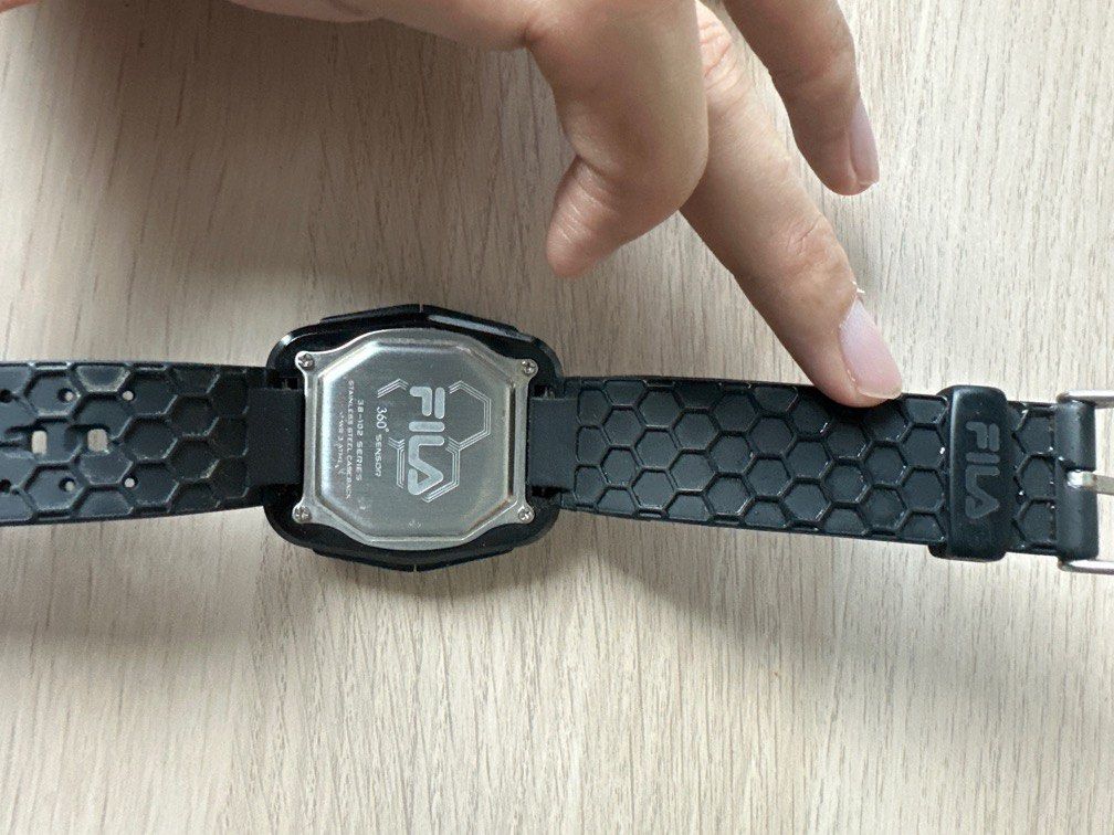 Fila 360 shop watch
