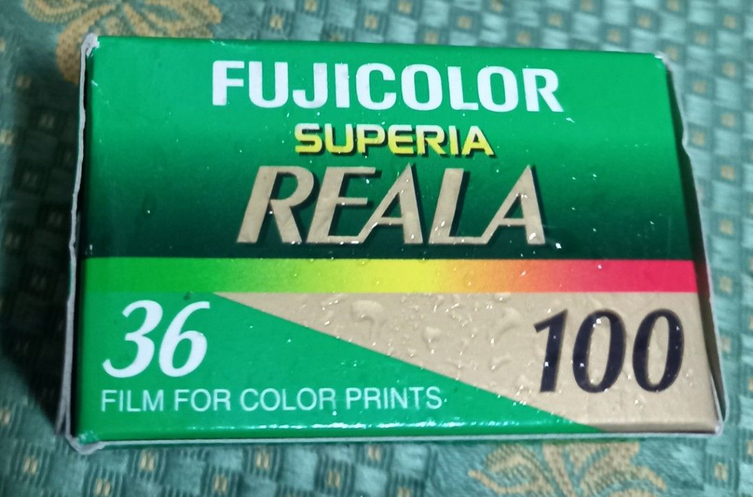 Fujifilm Fujicolor Superia Reala 100 Color Negative Film ISO 100