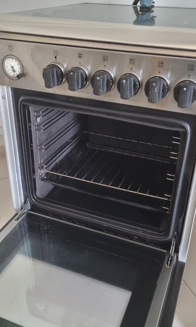Gas Stove (cylinder) w oven, TV & Home Appliances, Kitchen Appliances