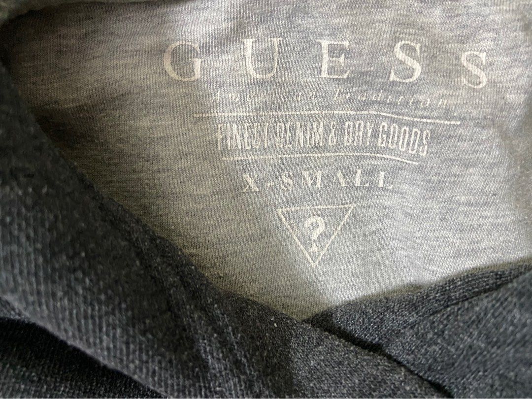 Guess Hoodie (Category: Coats, Jackets and Outerwear) located in Manila. Submitted by ljsaint (Listing ID 1196796762, Image 3). Description: 9.5/10 condition. Na stock lang sa cabinet. Used twice. Size extra small sa tag but can fit sa medium. 21x24.5cm 1100 plus sf.