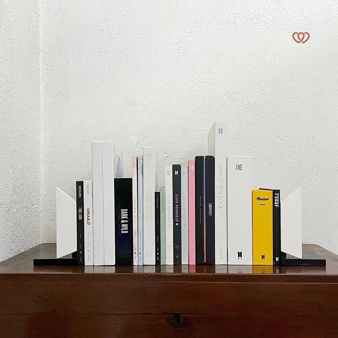 [MADE-TO-ORDER] BTS Logo Bookends, Hobbies & Toys, Memorabilia ...