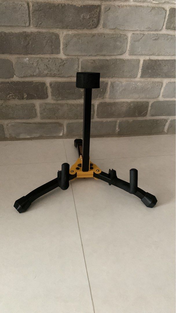 Hercules Guitar Stand, Hobbies & Toys, Music & Media, Music Accessories on Carousell