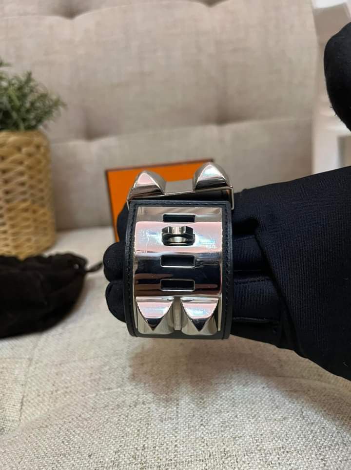 Hermes CDC Black PHW Stamp S (Category: Luxury Accessories) located in Manila. Submitted by bagislifeshop (Listing ID 1196775163, Image 3). Description: Rock this!!! 🖤🖤🖤🖤 On Hand in PH 🇵🇭 100% Authentic Hermes CDC Black PHW Stamp S Condition: 9/10 Comes with Box, Dustbag and Booklet.