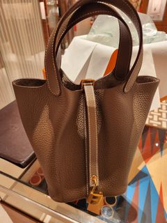 (Category: ) located in . Submitted by ashleytan000 (Listing ID 1196807188, Image 1). Description: .