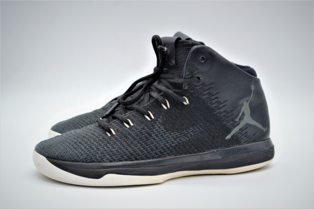 Jordan 31 black white deals