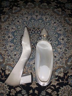 (Category: ) located in . Submitted by ilahbella (Listing ID 1196706773, Image 1). Description: .