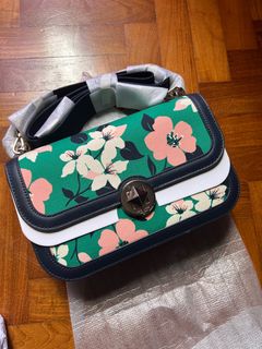 (Category: ) located in . Submitted by yu (Listing ID 1196651447, Image 1). Description: .
