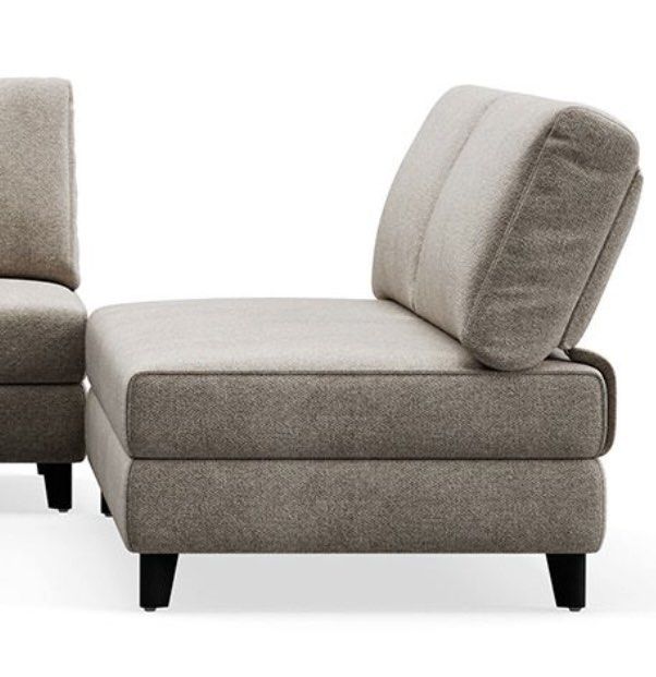 King Living delta III chair single, Furniture & Home Living