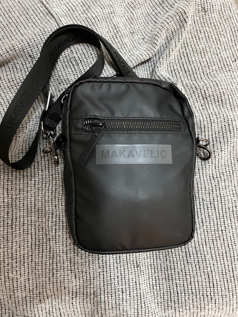 Makavelic shoulder bag, 男裝, 袋, 腰袋、手提袋、小袋- Carousell