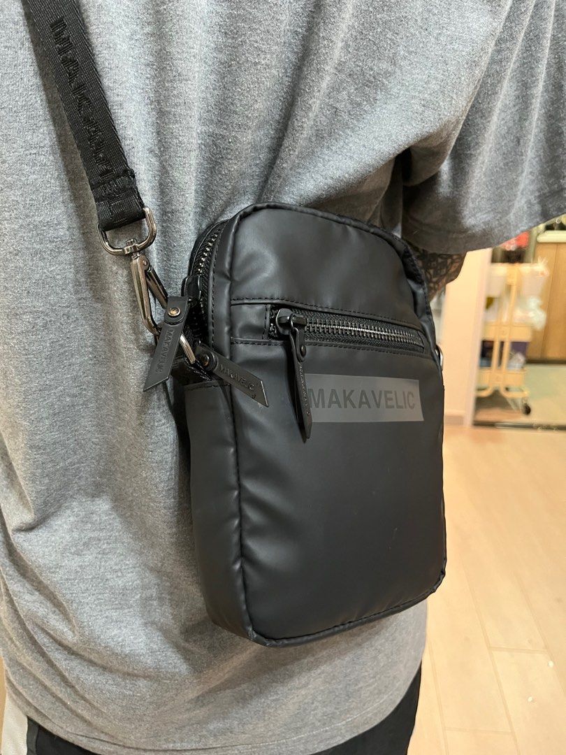 Makavelic shoulder bag, 男裝, 袋, 腰袋、手提袋、小袋- Carousell